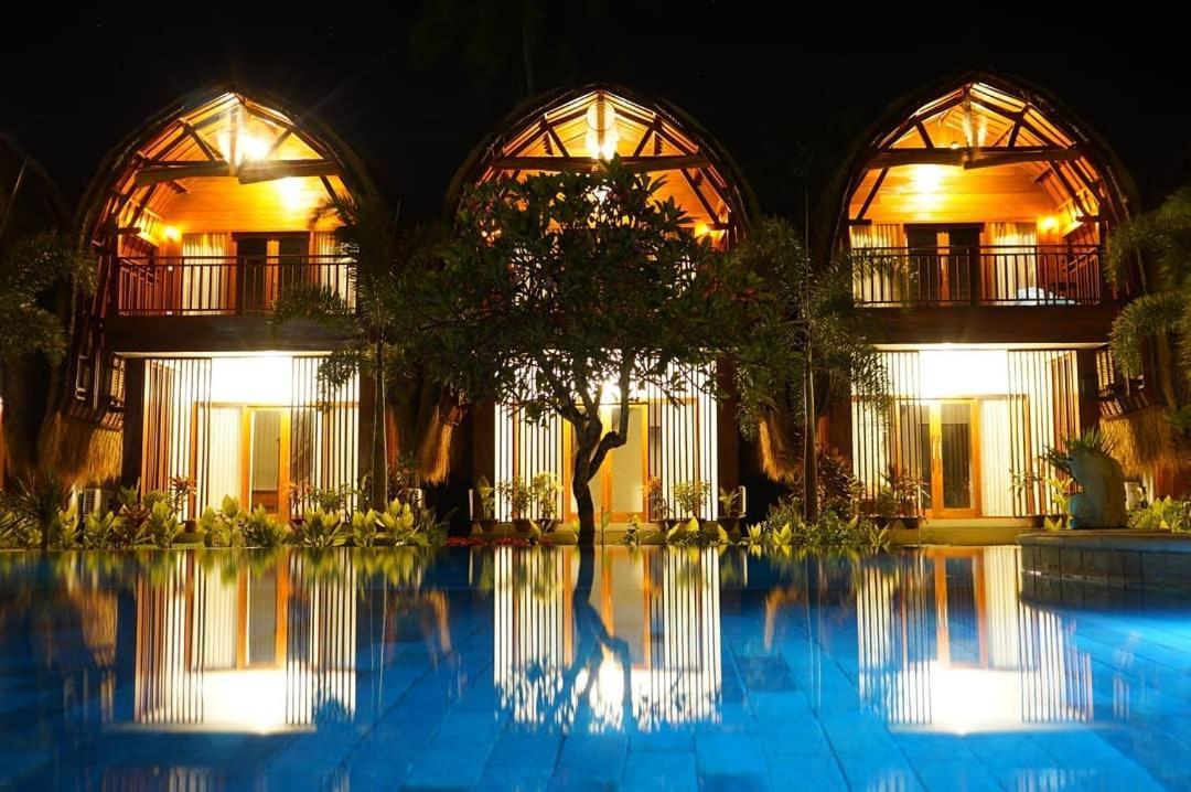 Aldi'S Bungalow Kuta  Екстер'єр фото